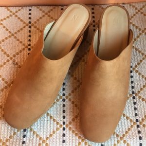 Nisolo Paloma Mules/ Size 8.5
